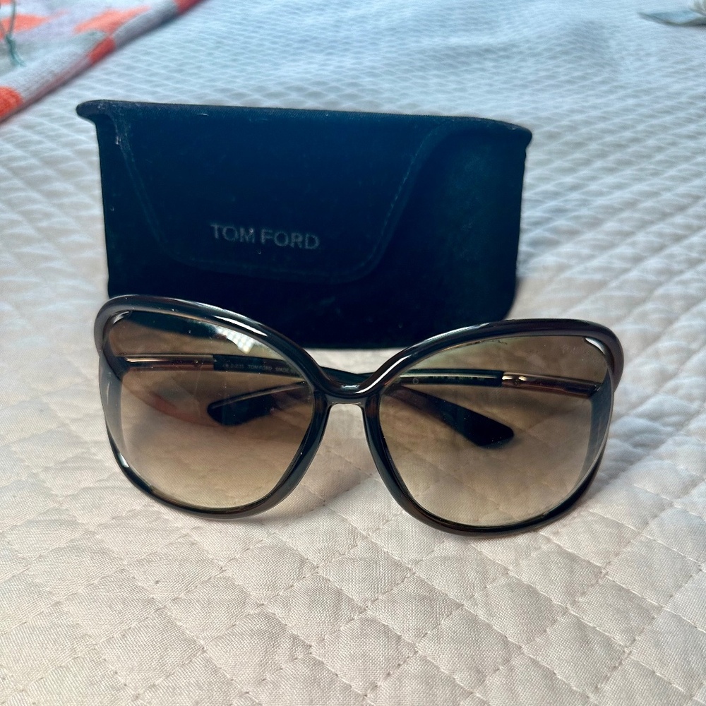Tom Ford Raquel Sunglasses